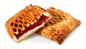 Пирог Шарлота с клубникой 600 гр